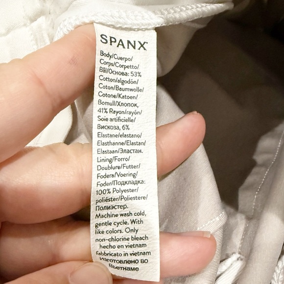 SPANX On-the-Go Shorts Ultimate Opacity Technology Classic White Size Small - Picture 11 of 14
